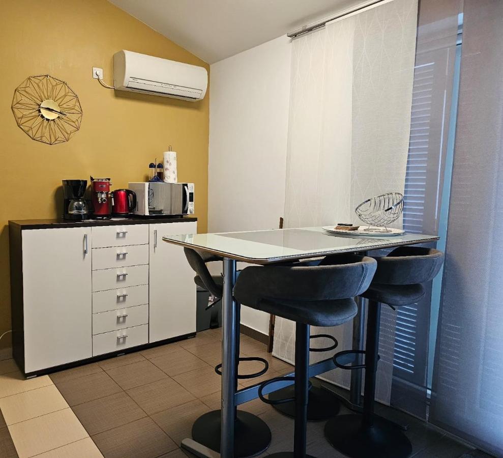 Apartment La God Malinska Kültér fotó