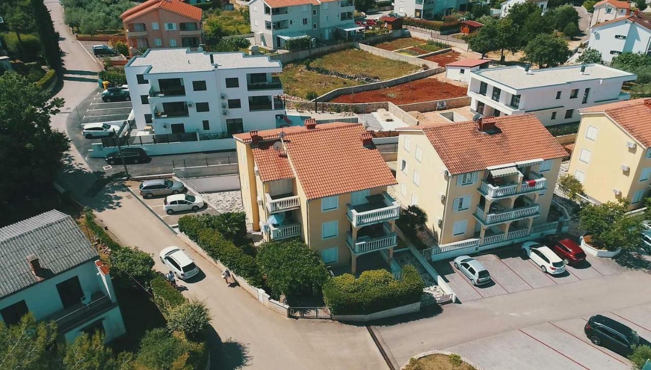 Apartment La God Malinska Kültér fotó